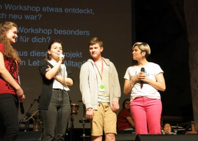 Präsentation/Begrüßung Präsentation/Begrüßung