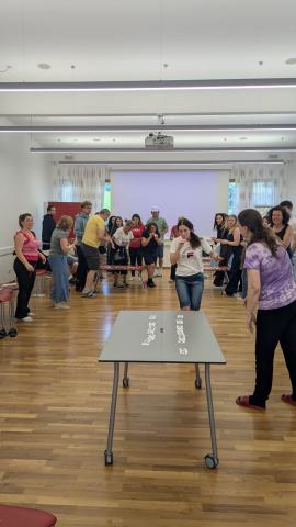 Spiele im Saal